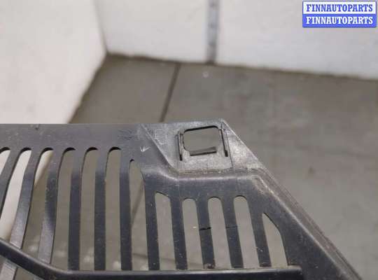 купить Решетка радиатора на Volkswagen Golf 5 2003-2009