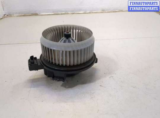 купить Двигатель отопителя (моторчик печки) на Toyota FJ Cruiser