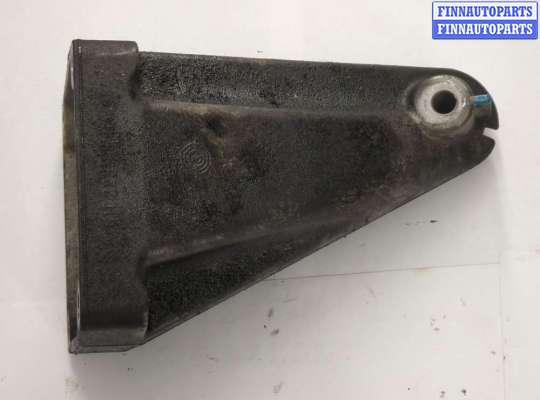 купить Кронштейн (лапа крепления) на Mercedes C W203 2000-2008