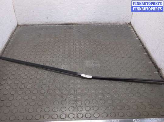 купить Уплотнитель на Mercedes C W203 2000-2008