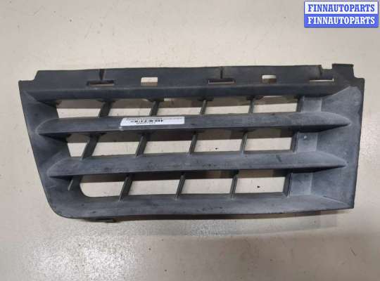 купить Решетка радиатора на Renault Scenic 2003-2009