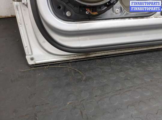 Дверь боковая на Volkswagen Passat B6 (3C)