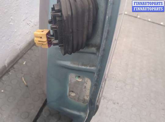 купить Стекло боковой двери на Volkswagen Passat 5 1996-2001