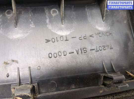 купить Жабо под дворники (дождевик) на Honda Accord 6 1998-2002