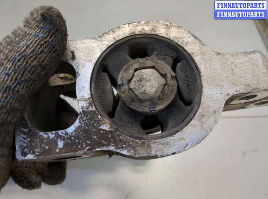 купить Рычаг подвески на Volkswagen Passat 6 2005-2010