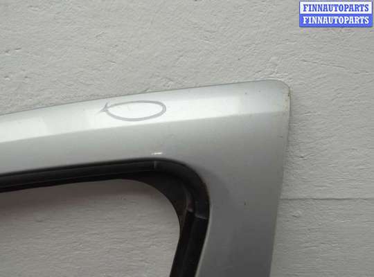 Дверь боковая