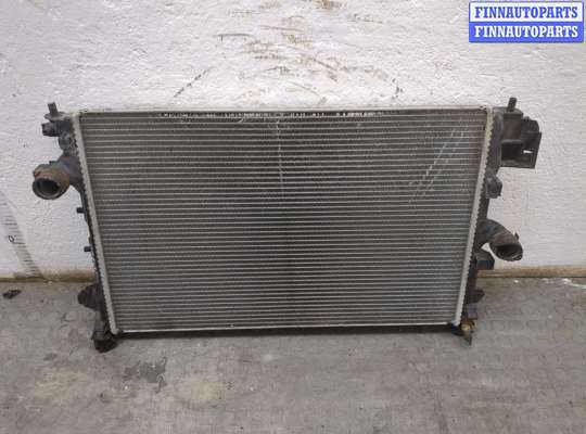 купить Радиатор охлаждения двигателя на Opel Signum