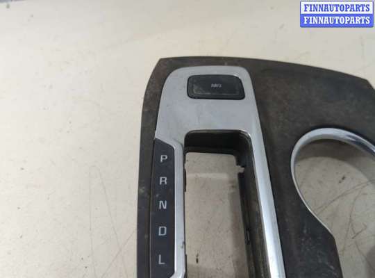 купить Рамка под кулису на Chevrolet Equinox 2017-2024