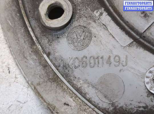 купить Колпачок литого диска на Volkswagen Golf 5 2003-2009