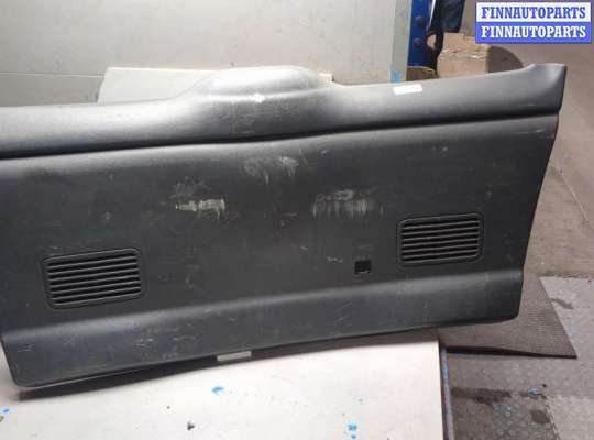 Обшивка крышки (двери) багажника CT1132490 на Citroen Berlingo 2002-2008