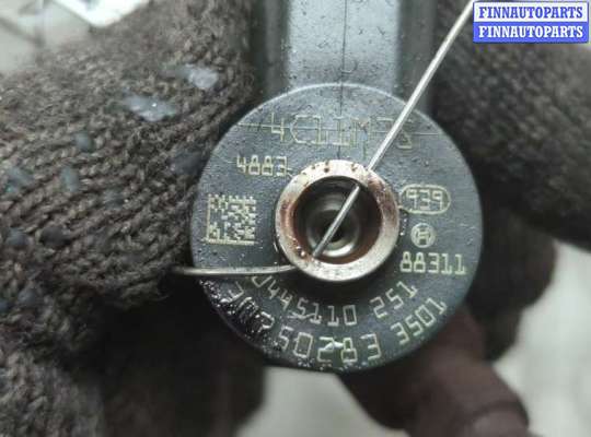 купить Форсунка топливная на Volvo XC90 2002-2014