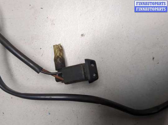 купить Форсунка омывателя стекла на Mercedes C W202 1993-2001