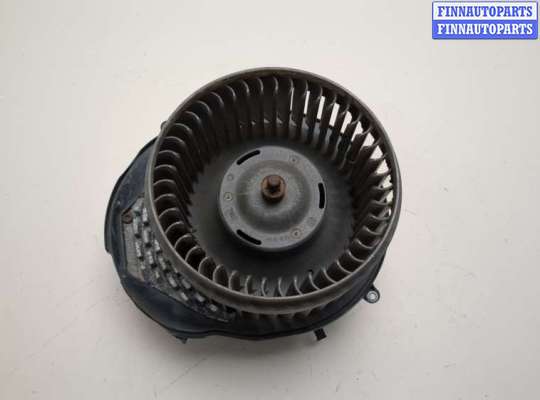 Двигатель отопителя (моторчик печки) VL561067 на Volvo V70 2000-2007