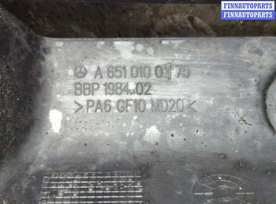 купить Накладка декоративная на ДВС на Mercedes C W204 2006-2015