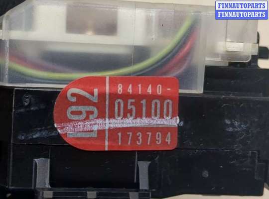 купить Переключатель поворотов на Toyota Avensis 2 2003-2008