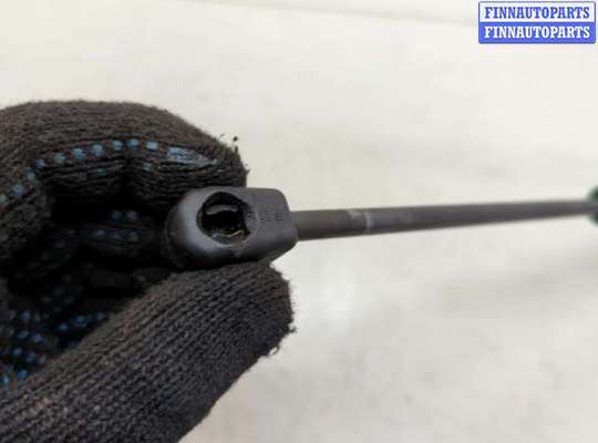 купить Амортизатор капота на Porsche Panamera 2009-2016