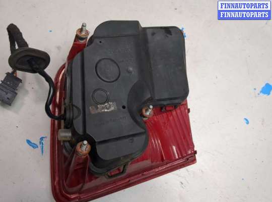 купить Фонарь крышки багажника на Audi A8 (D3) 2002-2010