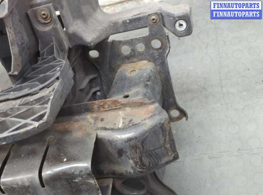 Панель передняя (телевизор) на Volkswagen Passat B7 (36)