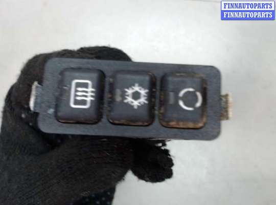 купить Кнопка кондиционера (A/C) на BMW 3 E36 1990-2000