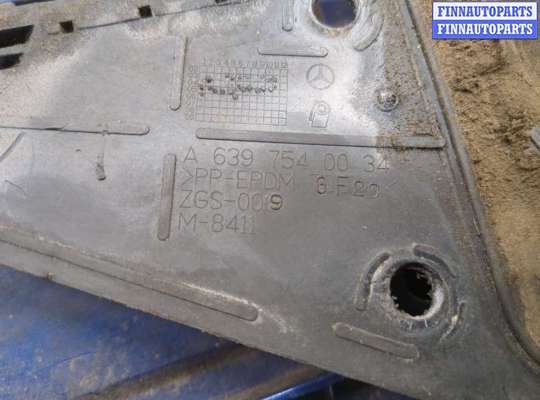 купить Лючок бензобака на Mercedes Vito W639 2003-2014