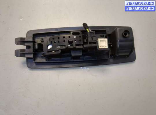 купить Фонарь салона (плафон) на Ford Explorer 2010-2015