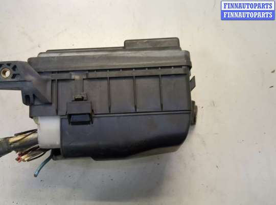 купить Блок предохранителей на Toyota Corolla E11 1997-2001