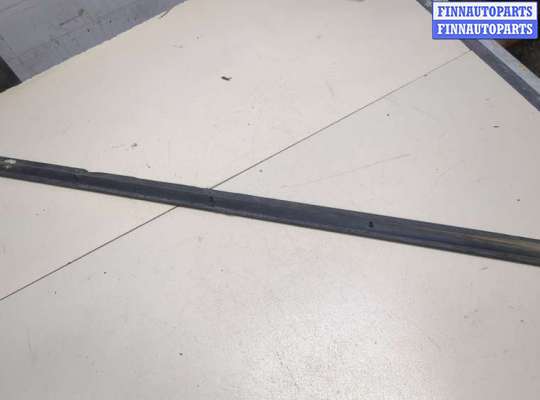 купить Молдинг двери на Volkswagen Passat 5 2000-2005