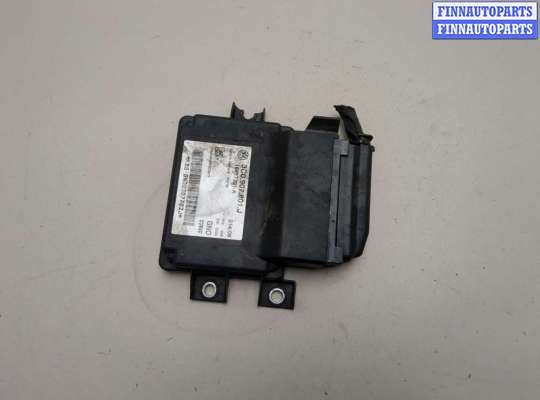 купить Блок управления стояночным тормозом на Volkswagen Passat 6 2005-2010