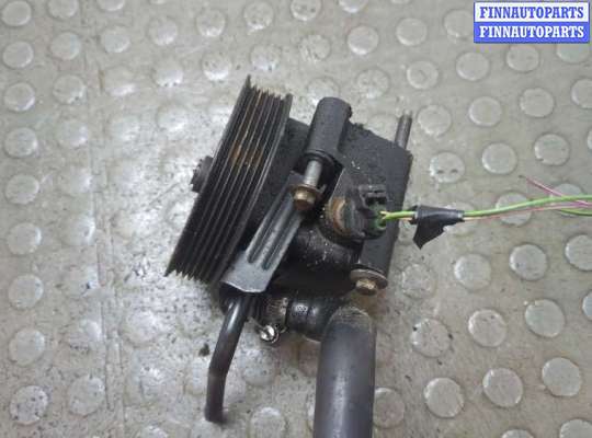 Насос гидроусилителя руля (ГУР) FO2153754 на Ford Focus 2 2008-2011