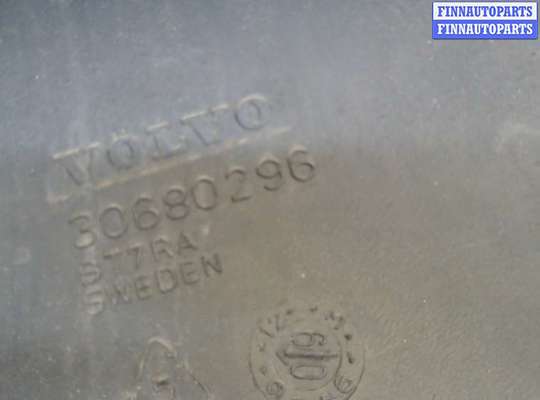 купить Воздуховод на Volvo XC90 2002-2014