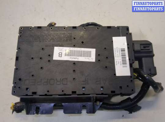 купить Блок предохранителей на Ford Escape 2007-2012