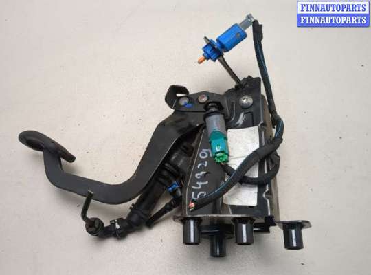 купить Педаль сцепления на Renault Scenic 2009-2012