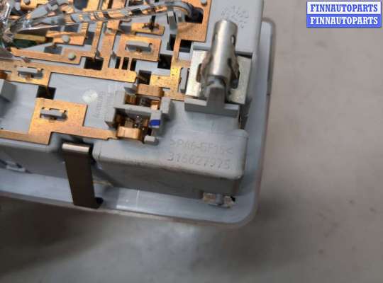 Фонарь салона (плафон) на Chevrolet Malibu IX