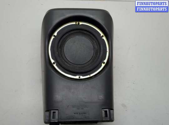 Сабвуфер HD487271 на Honda Element 2002-2011