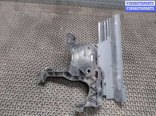 купить Кронштейн усилителя бампера на Renault Scenic 2003-2009