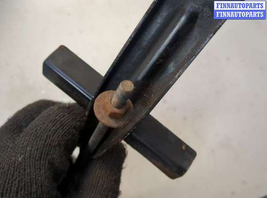 купить Кронштейн аккумуляторной батареи на Toyota Camry V40 2006-2011