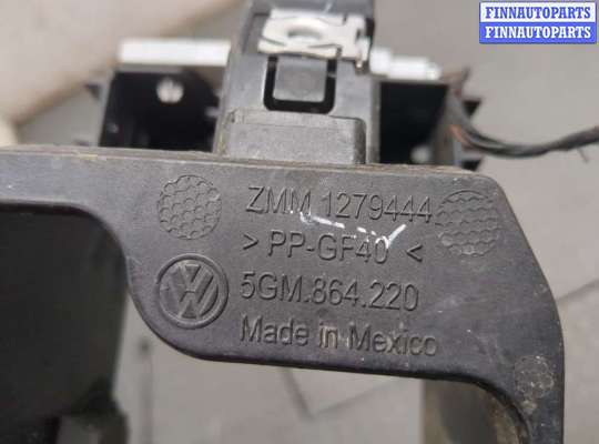 купить Пластик центральной консоли на Volkswagen Golf 7 2012-2020