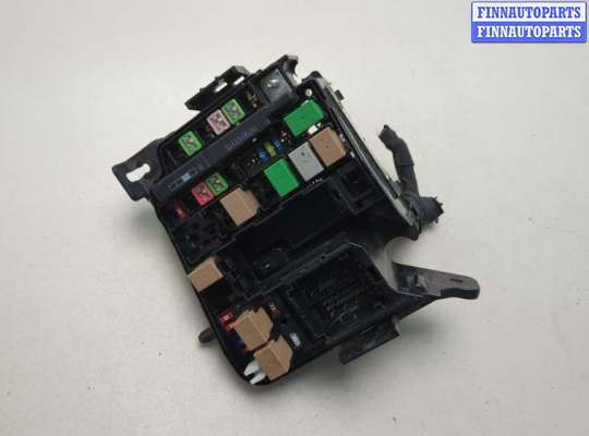 купить Блок предохранителей на Hyundai Elantra 2010-2016