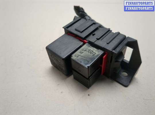 купить Блок реле на Lincoln Navigator 2002-2006