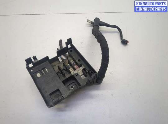 купить Блок предохранителей на Ford Escape 2019-2022