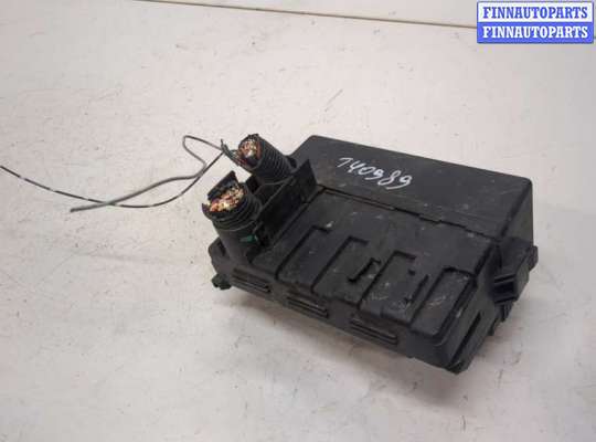 купить Блок предохранителей на Nissan Navara 2004-2015