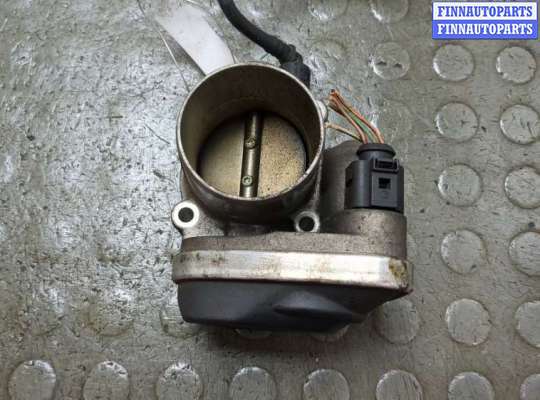 Заслонка дроссельная RN1592043 на Renault Megane 2 2002-2009