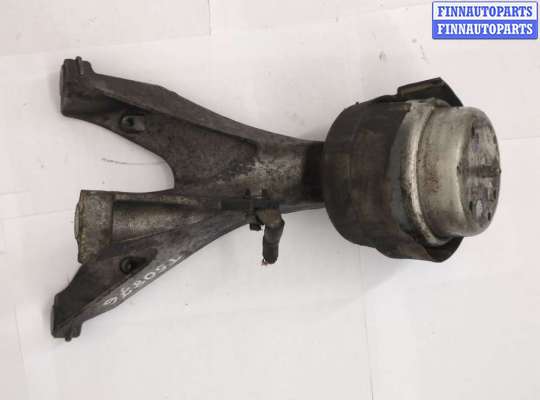 купить Кронштейн двигателя на Audi A4 (B7) 2004-2009