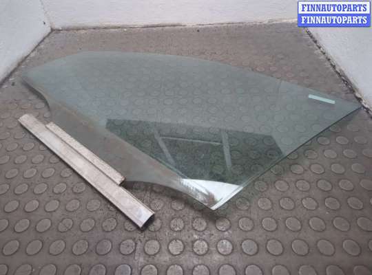 Стекло боковое двери на Mercedes-Benz E (W210)