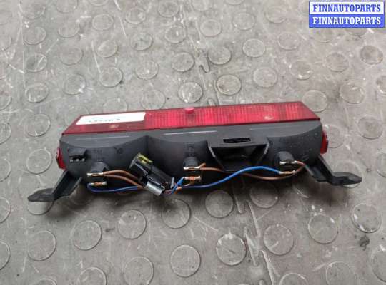 купить Фонарь дополнительный (стоп-сигнал) на Chrysler PT Cruiser 2000-2010