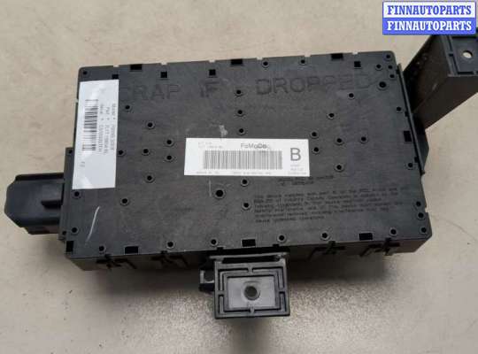 купить Блок предохранителей на Lincoln Navigator 2006-2014