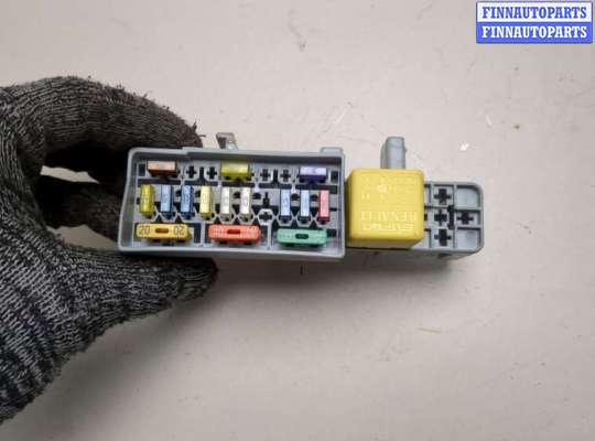 купить Блок предохранителей на Renault Megane 2 2002-2009