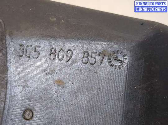 купить Лючок бензобака на Volkswagen Passat 6 2005-2010