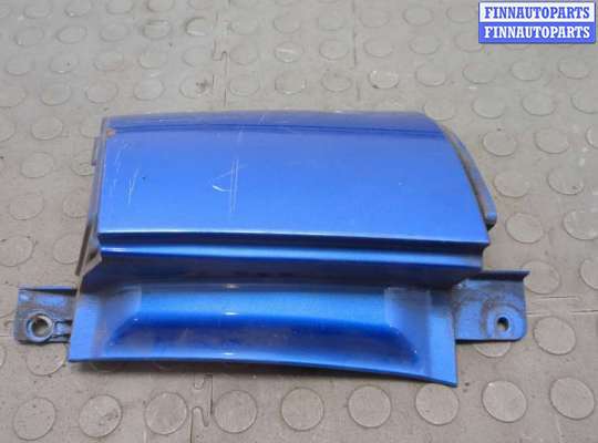 купить Накладка под фонарь на Nissan Note E11 2005-2013