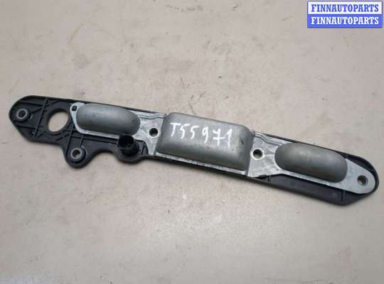 купить Кнопка открывания багажника с крышки на Volkswagen Passat 6 2005-2010